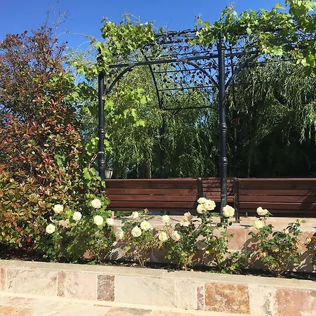 Seafront بوموري