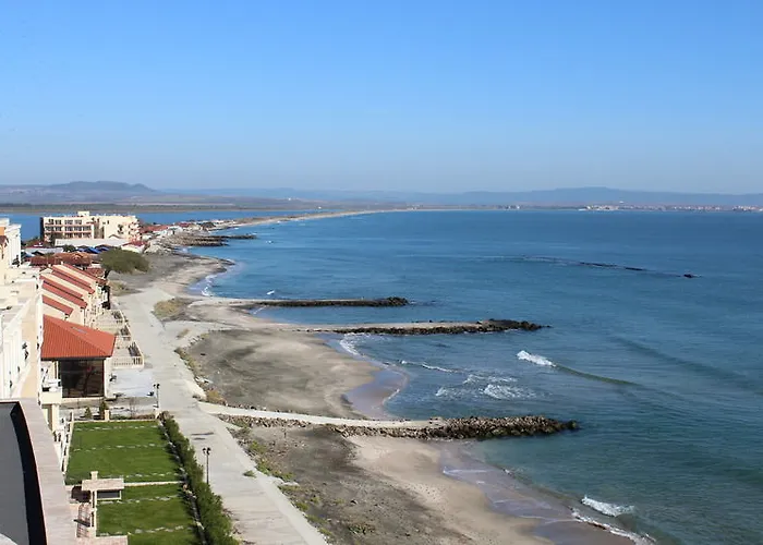 Seafront アパート *