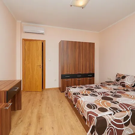 Seafront Apartamento Pomorie