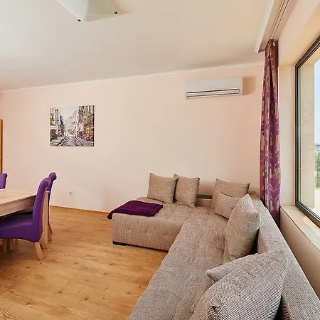 Seafront Apartamento