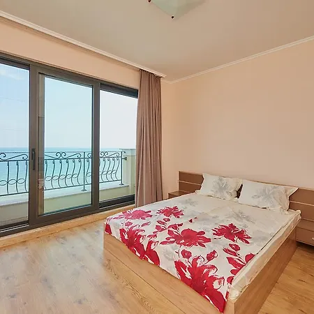 Seafront * Pomorie